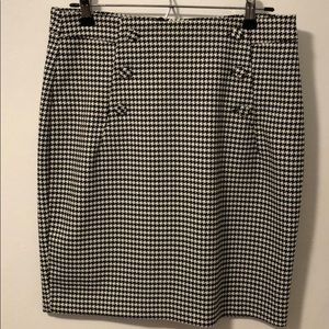 Over the knee houndstooth skirt